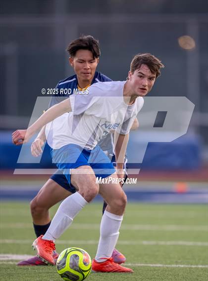 Thumbnail 1 in The Nueva School @ King's Academy photogallery.