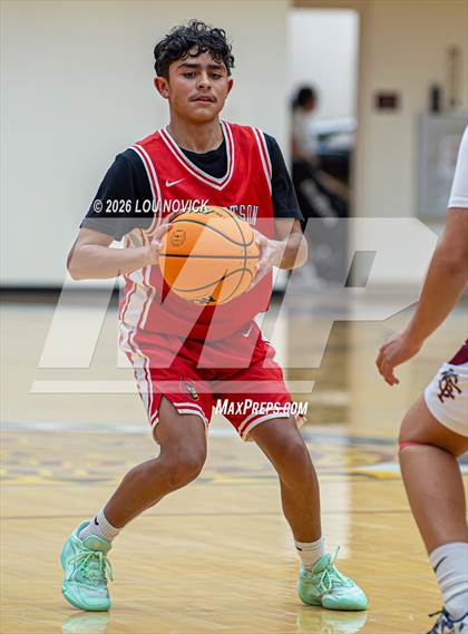 Thumbnail 2 in JV: Robertson @ Santa Fe Indian photogallery.