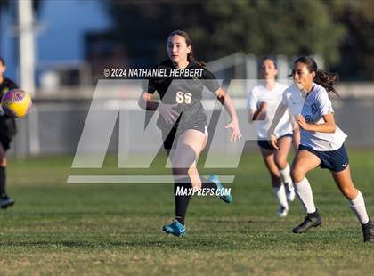 Thumbnail 3 in Mira Costa vs San Marcos (Best in the West Winter Classic) photogallery.