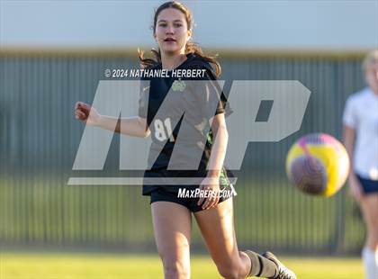Thumbnail 3 in Mira Costa vs San Marcos (Best in the West Winter Classic) photogallery.