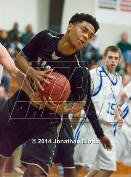 Thumbnail 1 in East Hartford vs Glastonbury (Artie Kohs Basketball Classic) photogallery.