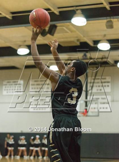 Thumbnail 2 in East Hartford vs Glastonbury (Artie Kohs Basketball Classic) photogallery.
