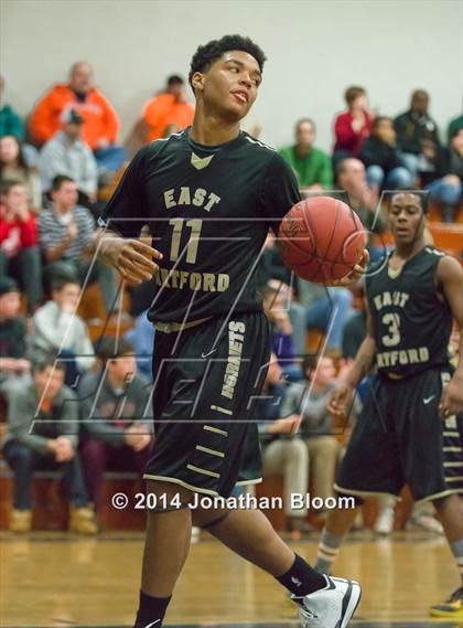 Thumbnail 1 in East Hartford vs Glastonbury (Artie Kohs Basketball Classic) photogallery.