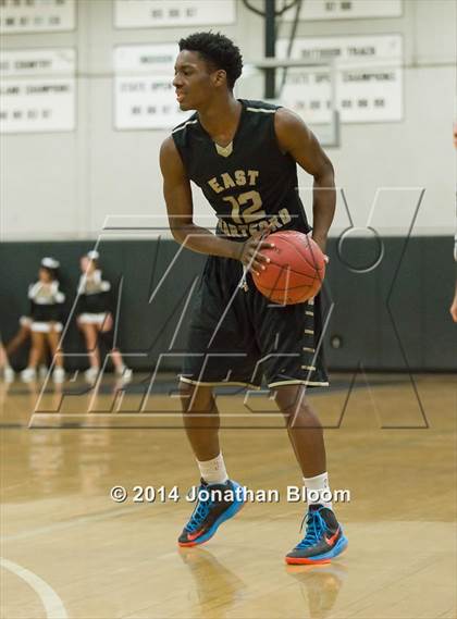 Thumbnail 1 in East Hartford vs Glastonbury (Artie Kohs Basketball Classic) photogallery.