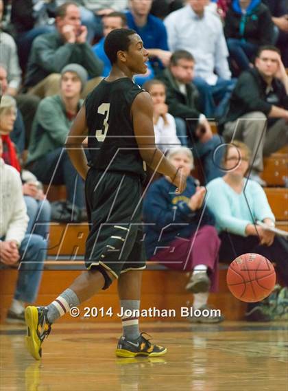 Thumbnail 3 in East Hartford vs Glastonbury (Artie Kohs Basketball Classic) photogallery.