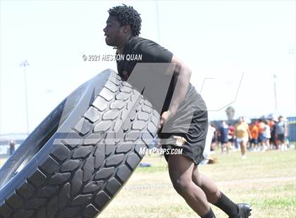 Thumbnail 2 in Marina Lineman Challenge - Obstacle Course (Marina Invitational) photogallery.