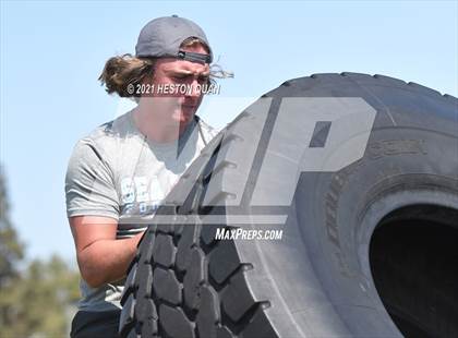 Thumbnail 3 in Marina Lineman Challenge - Obstacle Course (Marina Invitational) photogallery.