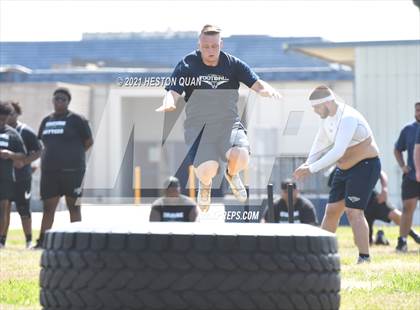 Thumbnail 1 in Marina Lineman Challenge - Obstacle Course (Marina Invitational) photogallery.