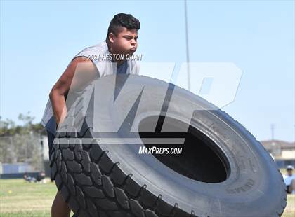 Thumbnail 3 in Marina Lineman Challenge - Obstacle Course (Marina Invitational) photogallery.