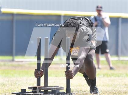 Thumbnail 2 in Marina Lineman Challenge - Obstacle Course (Marina Invitational) photogallery.