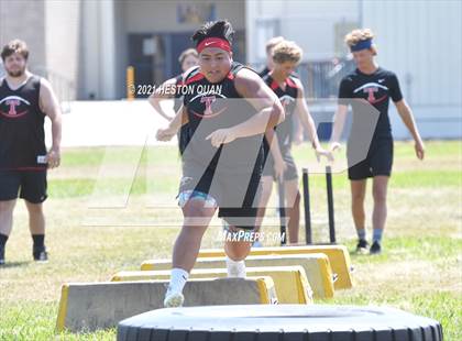 Thumbnail 2 in Marina Lineman Challenge - Obstacle Course (Marina Invitational) photogallery.
