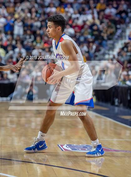 Thumbnail 2 in Waterford vs. New Britain (CIAC D2 Final) photogallery.