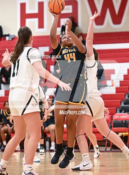 Thumbnail 3 in Oak Park vs. Moreno Valley (Battle at the Beach) photogallery.