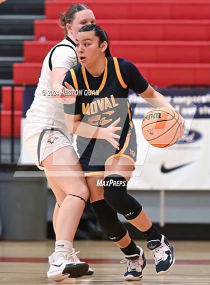 Thumbnail 3 in Oak Park vs. Moreno Valley (Battle at the Beach) photogallery.