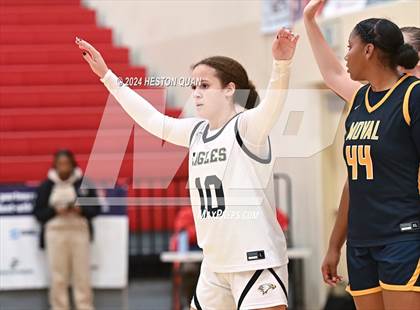 Thumbnail 2 in Oak Park vs. Moreno Valley (Battle at the Beach) photogallery.