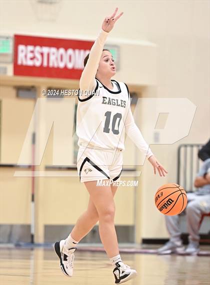Thumbnail 3 in Oak Park vs. Moreno Valley (Battle at the Beach) photogallery.
