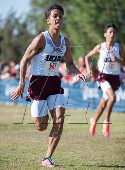 Thumbnail 3 in Clovis Invitational (Boys Championship Race) photogallery.