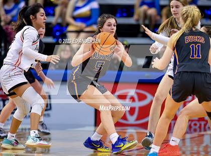Thumbnail 3 in Lowry vs. Fernley (NIAA 3A State Championship) photogallery.