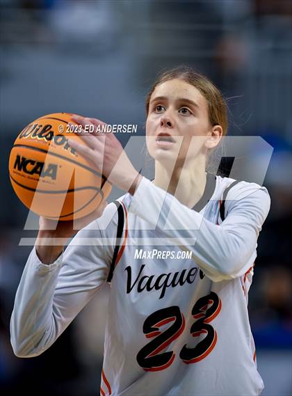 Thumbnail 2 in Lowry vs. Fernley (NIAA 3A State Championship) photogallery.