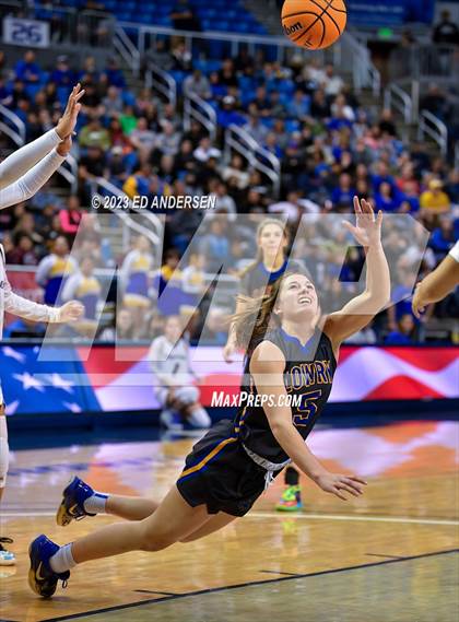 Thumbnail 3 in Lowry vs. Fernley (NIAA 3A State Championship) photogallery.