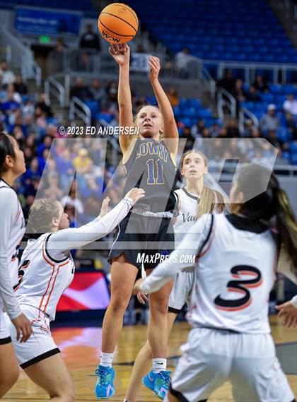 Thumbnail 1 in Lowry vs. Fernley (NIAA 3A State Championship) photogallery.