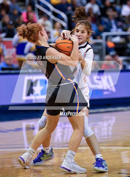Thumbnail 3 in Lowry vs. Fernley (NIAA 3A State Championship) photogallery.