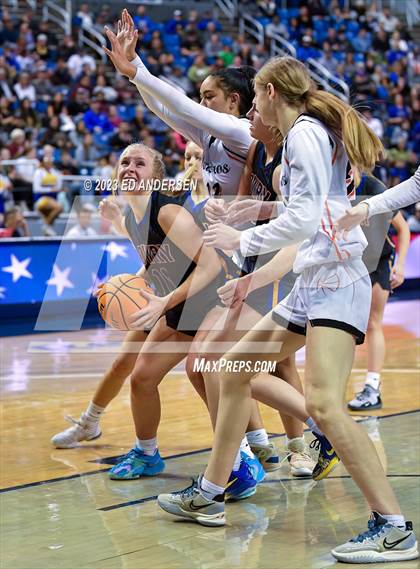 Thumbnail 3 in Lowry vs. Fernley (NIAA 3A State Championship) photogallery.