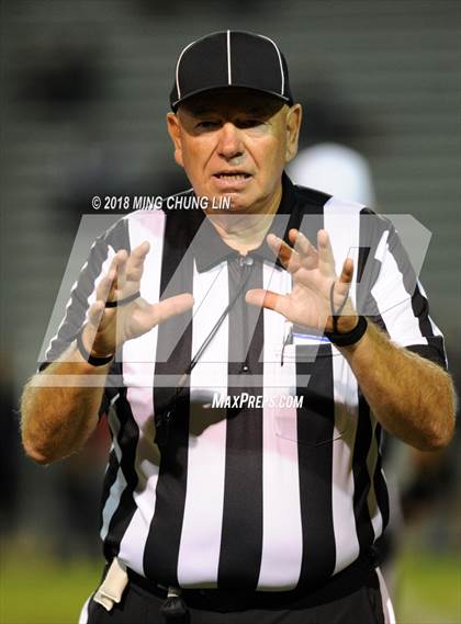Thumbnail 2 in Cypress vs. Serrano (CIF SS D6 Playoff) photogallery.
