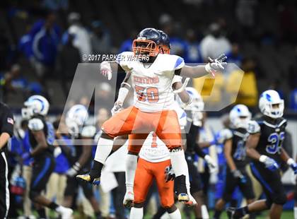 Thumbnail 2 in Kentwood vs. West St. John (LHSAA Class 1A Final) photogallery.