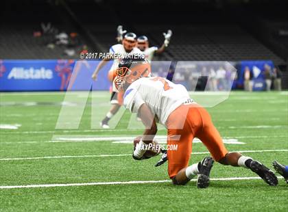 Thumbnail 1 in Kentwood vs. West St. John (LHSAA Class 1A Final) photogallery.
