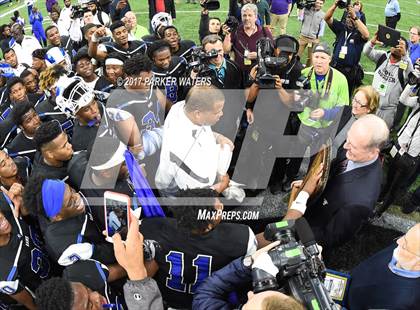 Thumbnail 3 in Kentwood vs. West St. John (LHSAA Class 1A Final) photogallery.