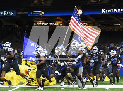 Thumbnail 2 in Kentwood vs. West St. John (LHSAA Class 1A Final) photogallery.
