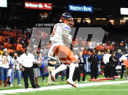 Thumbnail 3 in Kentwood vs. West St. John (LHSAA Class 1A Final) photogallery.