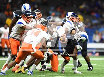 Thumbnail 3 in Kentwood vs. West St. John (LHSAA Class 1A Final) photogallery.