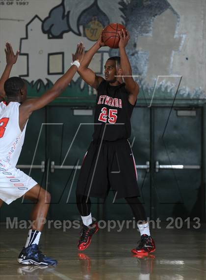 Thumbnail 3 in Etiwanda vs. Roosevelt (Inland Empire Classic) photogallery.