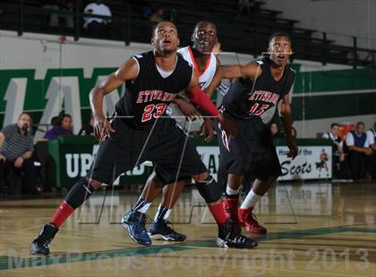 Thumbnail 1 in Etiwanda vs. Roosevelt (Inland Empire Classic) photogallery.