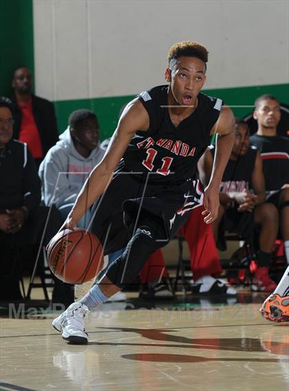 Thumbnail 1 in Etiwanda vs. Roosevelt (Inland Empire Classic) photogallery.