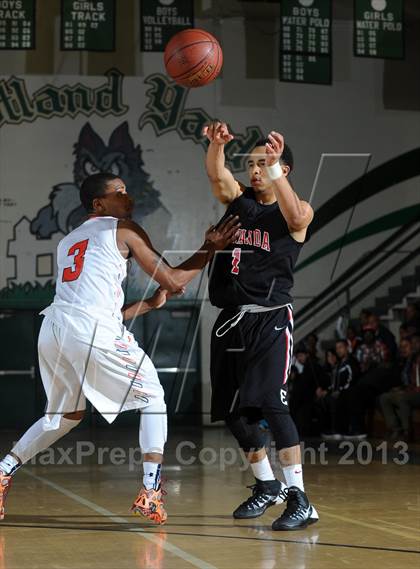 Thumbnail 2 in Etiwanda vs. Roosevelt (Inland Empire Classic) photogallery.