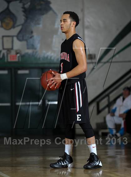 Thumbnail 1 in Etiwanda vs. Roosevelt (Inland Empire Classic) photogallery.