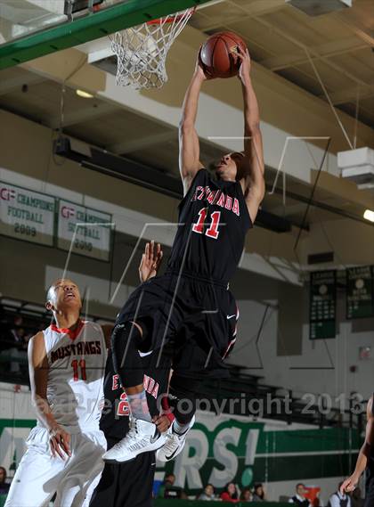 Thumbnail 1 in Etiwanda vs. Roosevelt (Inland Empire Classic) photogallery.