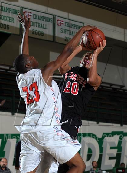 Thumbnail 1 in Etiwanda vs. Roosevelt (Inland Empire Classic) photogallery.