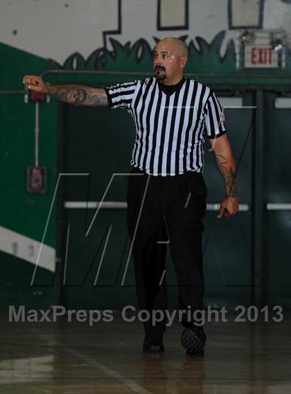Thumbnail 3 in Etiwanda vs. Roosevelt (Inland Empire Classic) photogallery.
