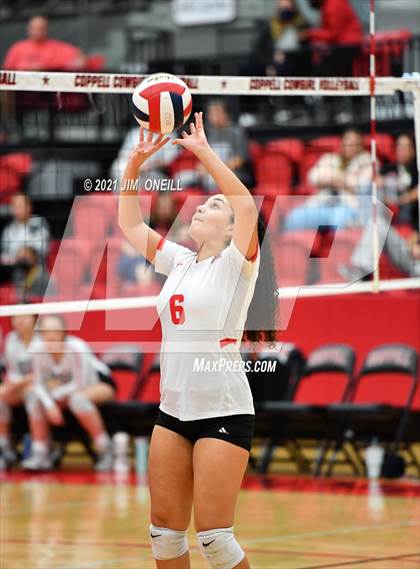 Thumbnail 2 in Marcus @ Coppell photogallery.