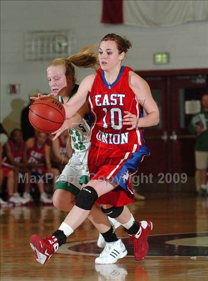 Thumbnail 2 in East Union vs. St. Mary's (CIF SJS D3 Playoffs) photogallery.