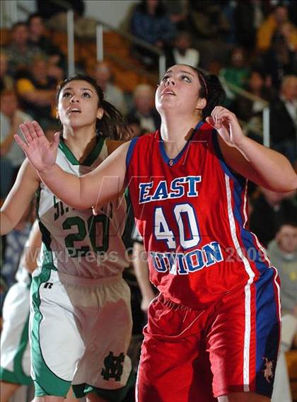 Thumbnail 2 in East Union vs. St. Mary's (CIF SJS D3 Playoffs) photogallery.