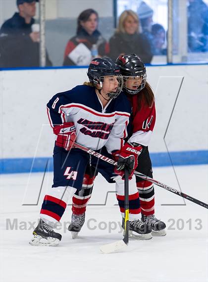Thumbnail 1 in Lawrence Academy vs Pomfret School (Harrington Invitational) photogallery.