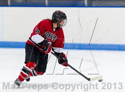Thumbnail 3 in Lawrence Academy vs Pomfret School (Harrington Invitational) photogallery.