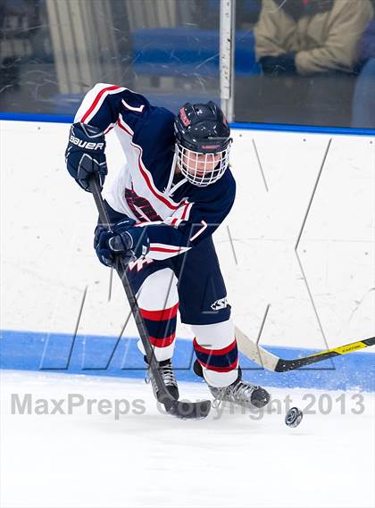 Thumbnail 3 in Lawrence Academy vs Pomfret School (Harrington Invitational) photogallery.