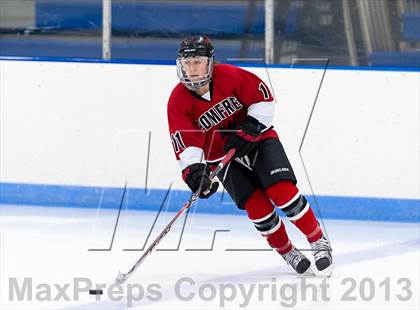 Thumbnail 2 in Lawrence Academy vs Pomfret School (Harrington Invitational) photogallery.