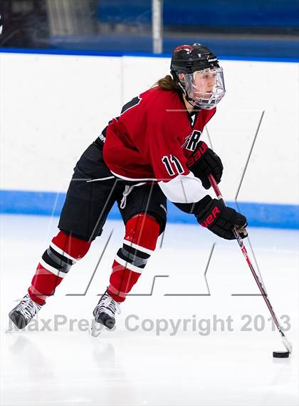 Thumbnail 2 in Lawrence Academy vs Pomfret School (Harrington Invitational) photogallery.